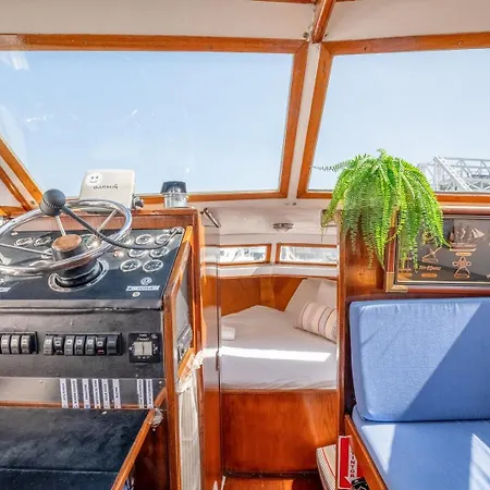 アパート Guestready - Corleone Boat In Parque Nacoes *
