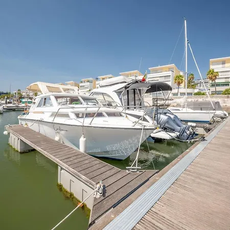 Guestready - Corleone Boat In Parque Nacoes アパート リスボン