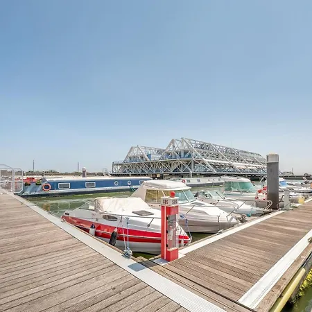 アパート Guestready - Corleone Boat In Parque Nacoes リスボン